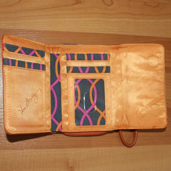 Vera Bradley Fabric Zip around Wristlet Wallet - Picture 2 of 8